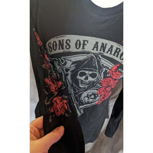 Sons Of Anarchy Gothic Long Sleeve Shirt With Rose Accents - Picture 4 of 5